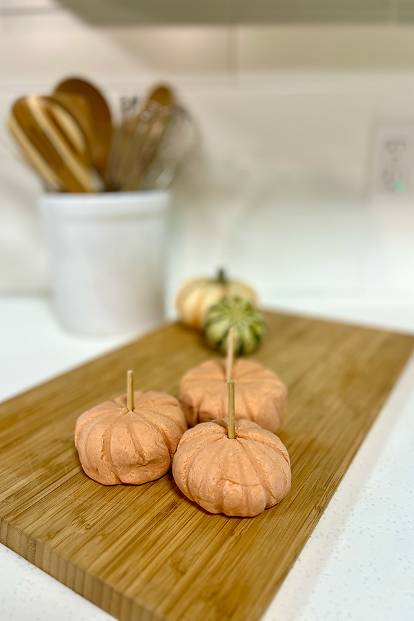 Cute Playdough Pumpkins