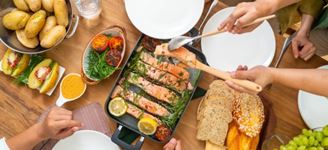 4 Ways to Make Family Meals Easy